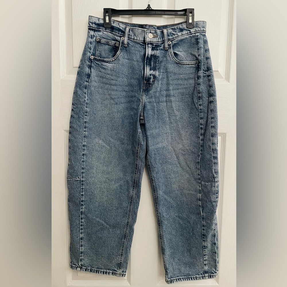Lucky Brand barrel Ankle Jeans in Light Blue Wash